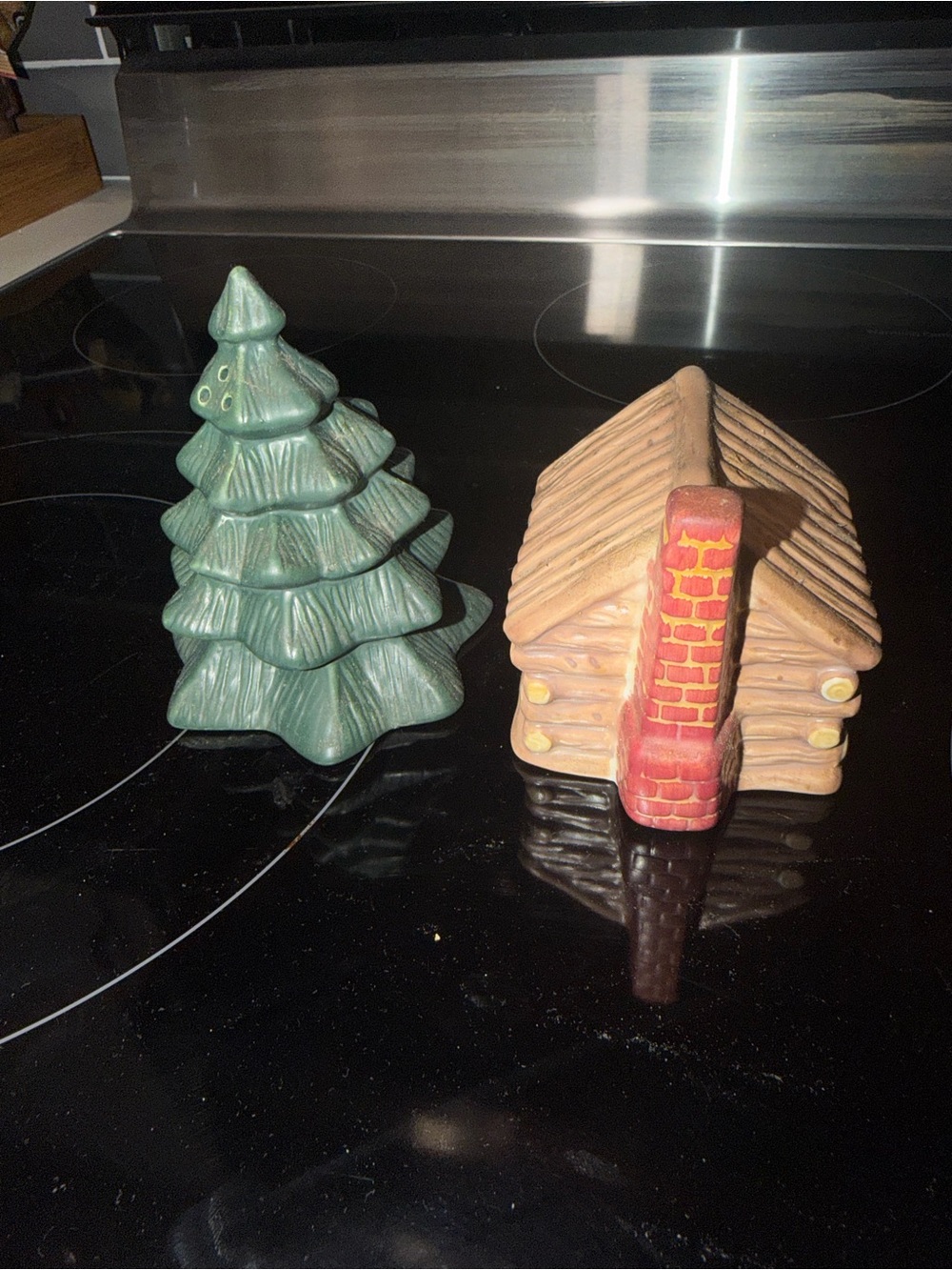 Vintage Ceramic Tree and Cabin Salt/Pepper Set Sakura China Co.